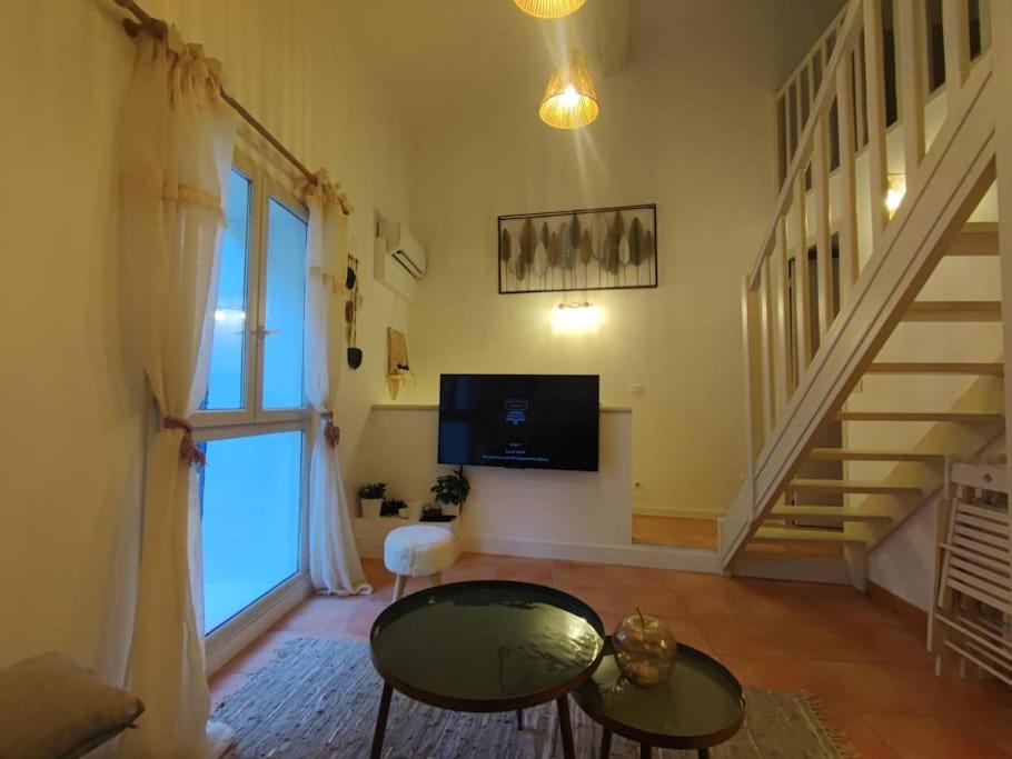 Appartement Cosy 2/4 Personnes La Roquebrussanne Exterior foto